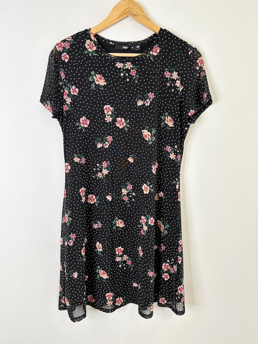 H&m divided t shirt on sale dress